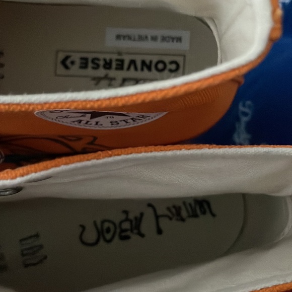 Converse - Picture 8 of 8